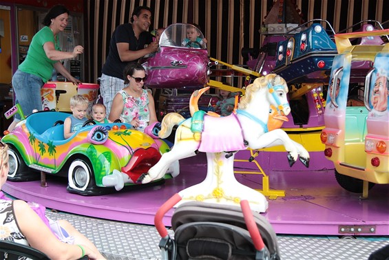 Een hele maand kermis in 't stad - Lommel