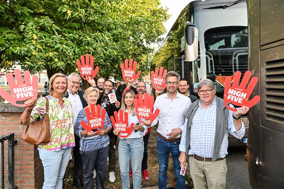 Een high five van Vooruit voor al de leerlingen - Beringen