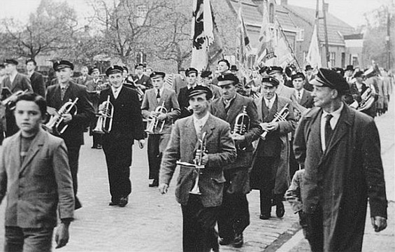 Een jubileumboek van de fanfare - Hamont-Achel