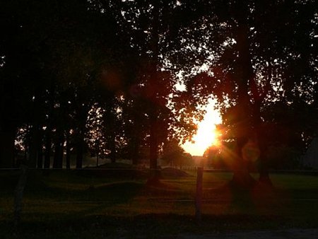Een mooie zonsondergang... - Overpelt