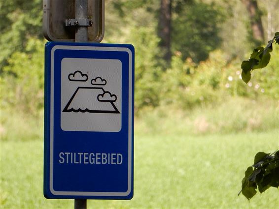 Een nieuw verkeersbord: 'Stiltegebied' - Hamont-Achel