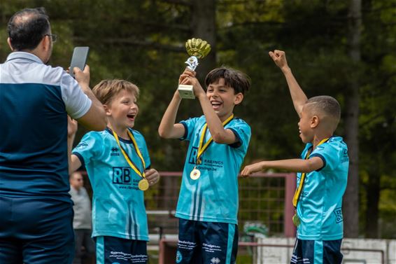 Een schot in de roos, die Lutlommel Soccer Trophy - Lommel