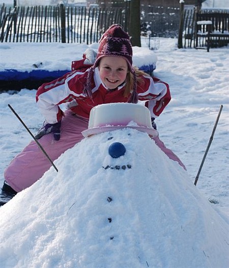 Een sneeuwman zonder 'bollen' - Overpelt