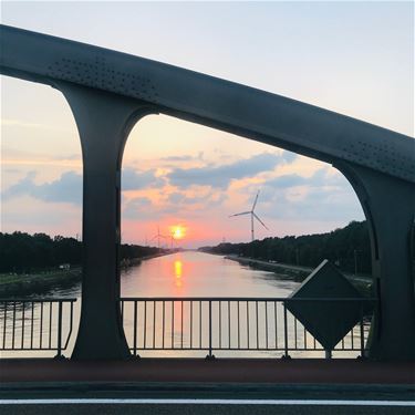 Een stuk brug als monument - Beringen