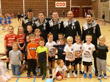 Een tornooi voor de jongste handballertjes - Pelt