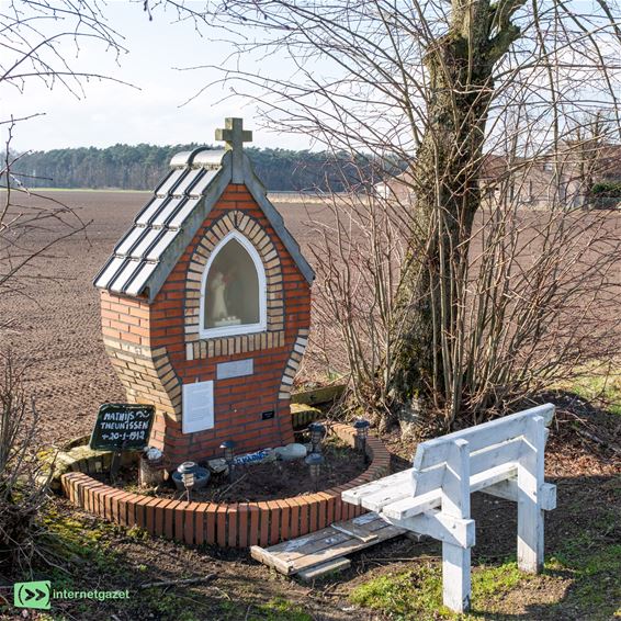 Een veldkapel voor Mathijs 'Keppens' Theunissen - Peer