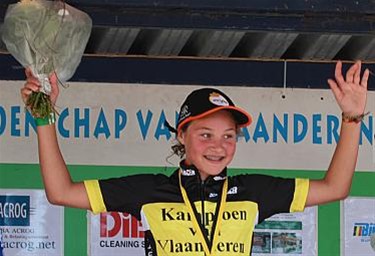 Een Vlaamse titel voor Dina Scavone - Lommel