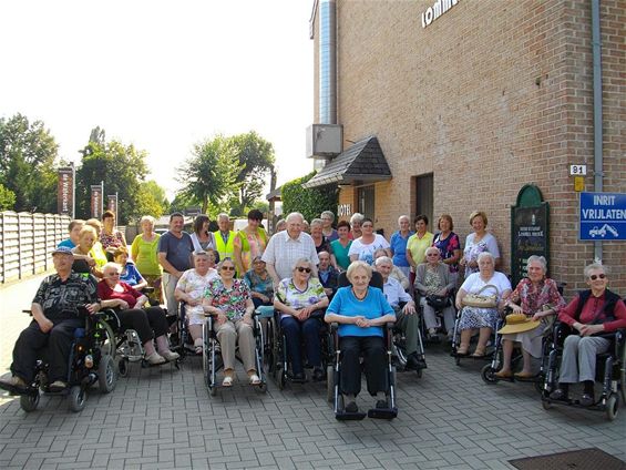 Een wandeling door Kerkhoven - Lommel