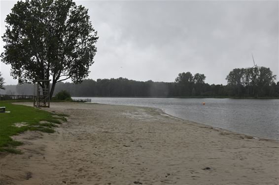 Een zomer die in het water valt - Beringen