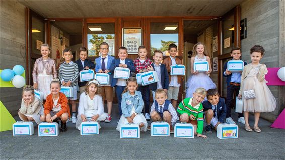 Eerstecommunicantjes in Heeserbergen - Lommel