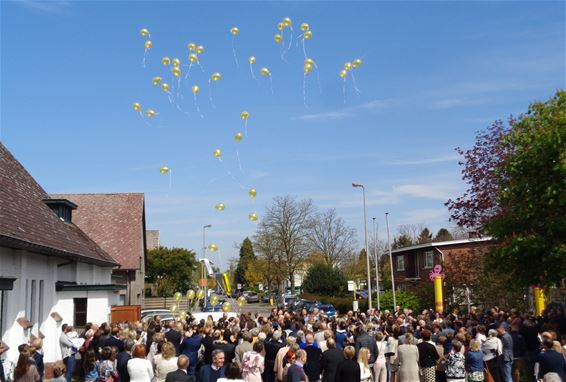 Eerste communie in Lutlommel - Lommel