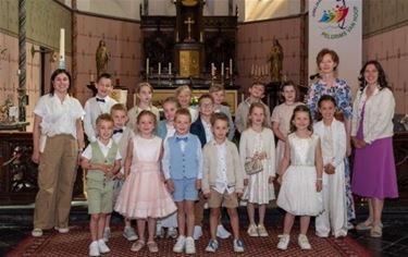 Eerste communieviering in Grote-Brogel - Peer