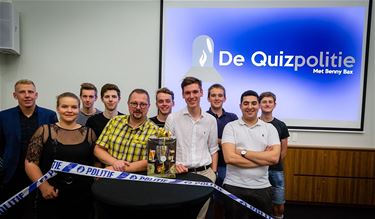 Eerste editie van de 'Quizpolitie' - Pelt