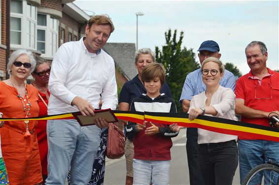 Eerste fietsstraat in onze stad ingehuldigd - Lommel