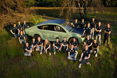 Eerste offroad auto op zonne-energie
