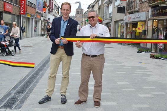 Eerste stuk Kerkstraat officieel heropend - Lommel