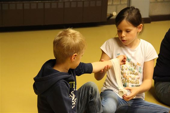 EHBO-les in de school - Peer