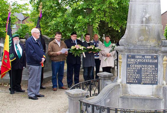 Einde Tweede Wereldoorlog herdacht - Neerpelt