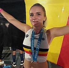 EK-brons voor Jenny Balabkina - Pelt