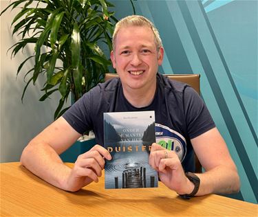 Ekselse auteur wint publieksprijs BoekGoud - Hechtel-Eksel