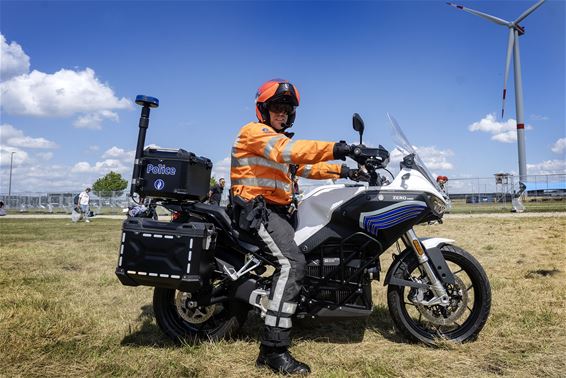 Elektrische motor voor politie Lommel? - Lommel