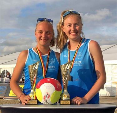 Elise is beachvolleykampioene - Pelt