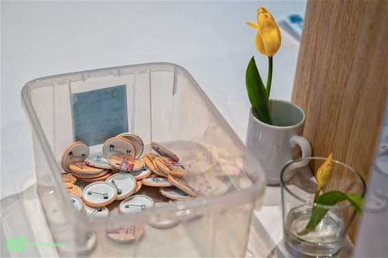 EMJ-badges (bijna) uitgeput in De Stroming - Pelt