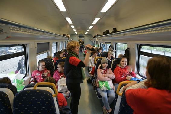 EMJ-trein naar Ieper - Neerpelt