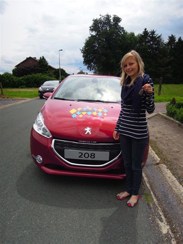 En de auto gaat naar... Valerie! - Neerpelt