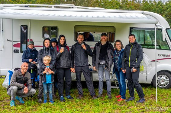 En de Boslandtrailers wandelen maar door - Pelt