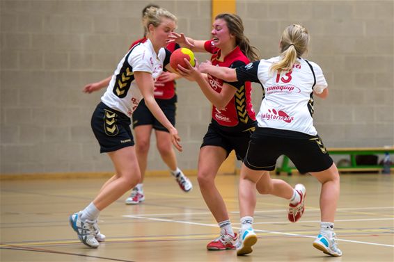 Handbal: winst voor heren en dames van NeLo - Neerpelt