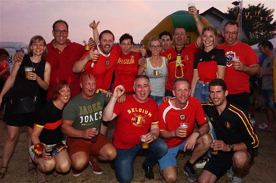 En waar is da feestje? Hier is da feestje! - Beringen