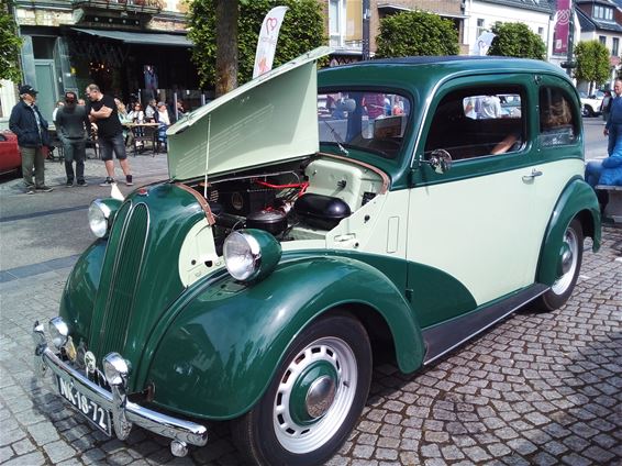Engelse klassiekers stelen de show - Peer