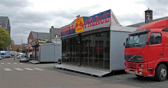 Er hangt kermis in de lucht - Hamont-Achel