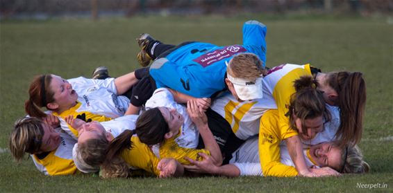 Esperanza-dames op titelkoers - Neerpelt