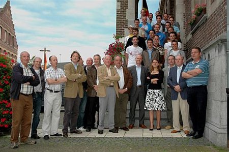 Esperanza gehuldigd door gemeentebestuur - Neerpelt