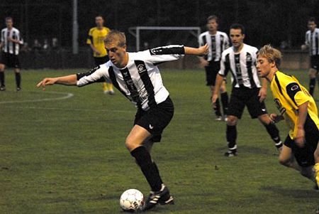 Esperanza speelt gelijk - Neerpelt