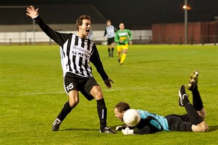 Esperanza speelt gelijk - Neerpelt
