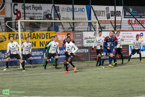 Esperanza speelt (op de valreep) gelijk - Pelt