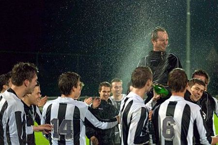 Esperanzabeloften kampioen - Neerpelt