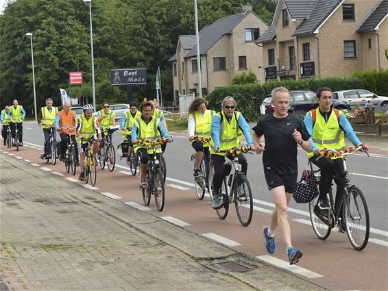 Estafetteploeg promoot 5x Beringen - Beringen