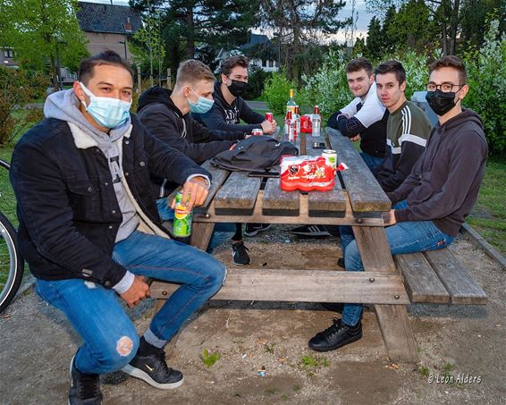 Eten en drinken op een benkske - Pelt