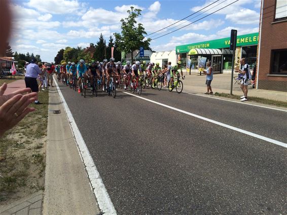 Even vanuit Lommel  naar de Tour in Rillaar - Lommel