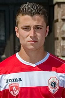 Extra middenvelder voor United - Lommel