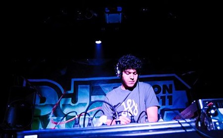 Faisal wint DJ-Mania - Lommel