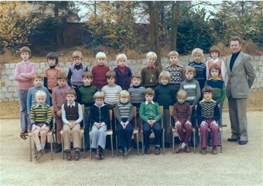 Fauzia Szpyt zoekt foto's uit 1975 - Beringen