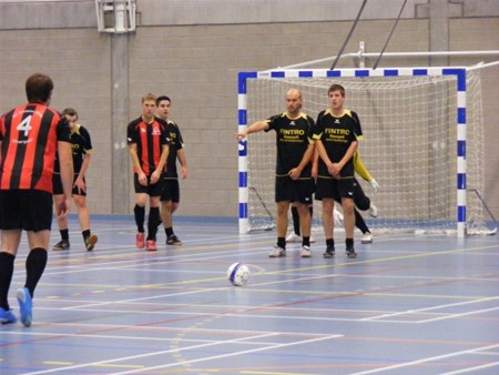 FC De Bips leidt in de ZOR-cup - Overpelt