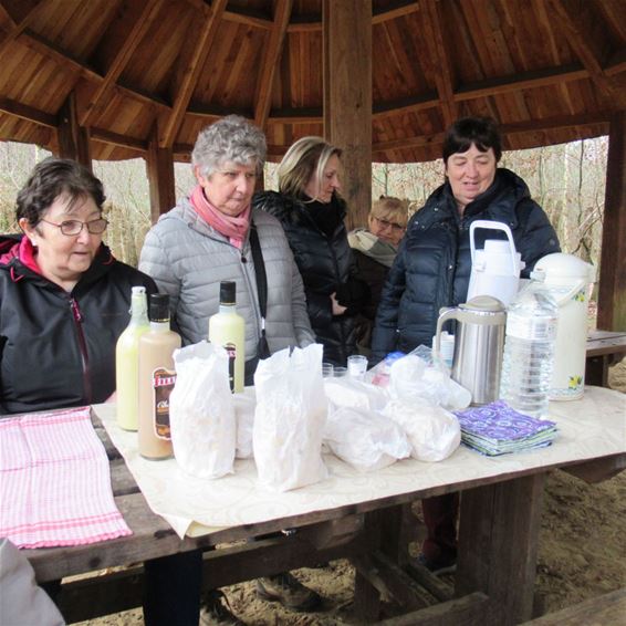 Femma Koersel-Steenveld op borrelwandeling - Beringen