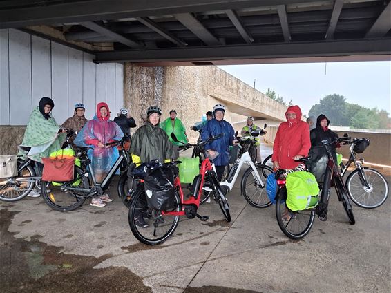 Ferm Bocholt fietst drie dagen naar Kanne - Bocholt