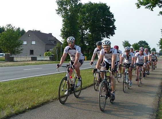 Fietsen langs de Genkerbaan - Meeuwen-Gruitrode